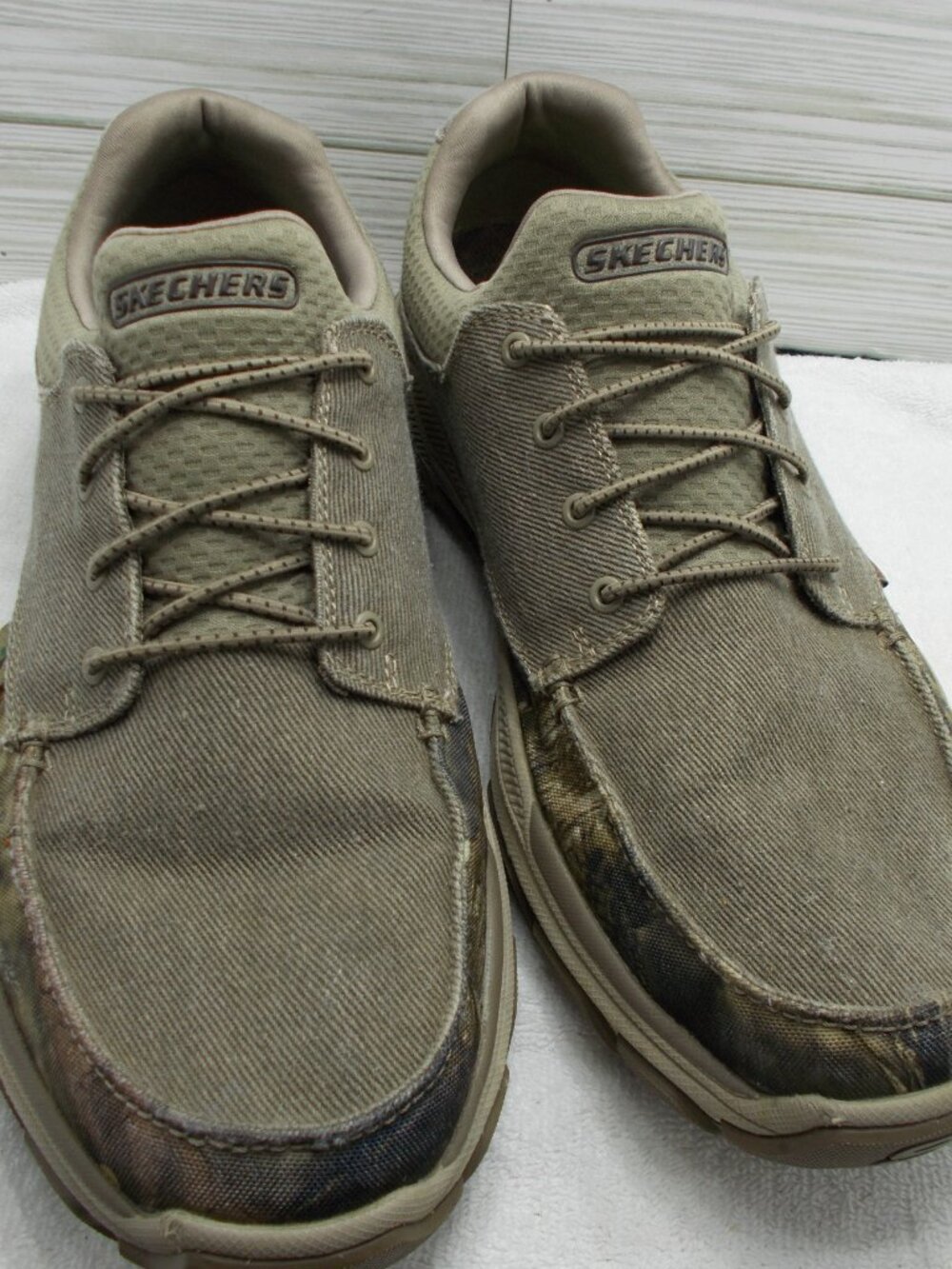 Skechers Loleto Respected Bungee Relaxed Fit Goodyear Men's 14 - Picture 2 of 7